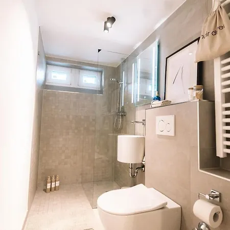 Διαμέρισμα Luxus - Vollmoebliert - Zentral - Kliniknaehe Όφενμπαχ